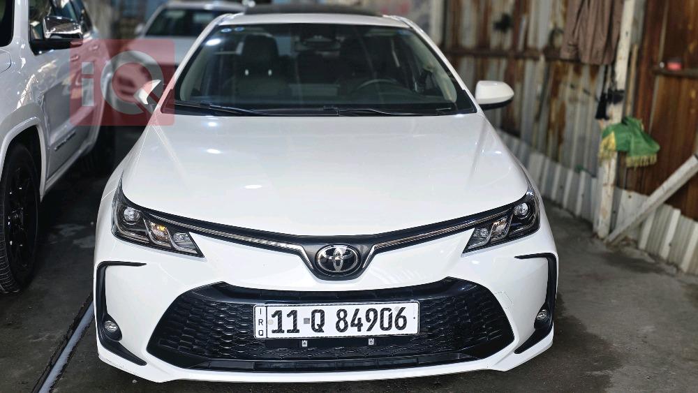 تۆیۆتا کۆرۆلا